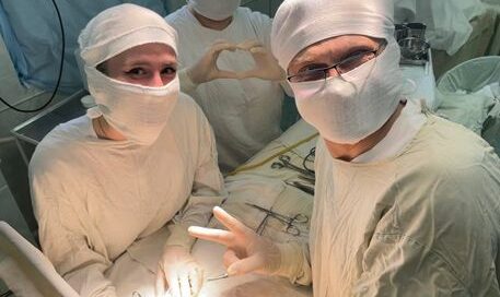 Ärzteteam aus einem Krankenhaus in der Ukraine